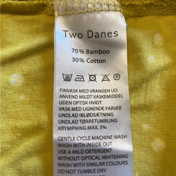 Two Danes t-shirt - Picture 4 of 5